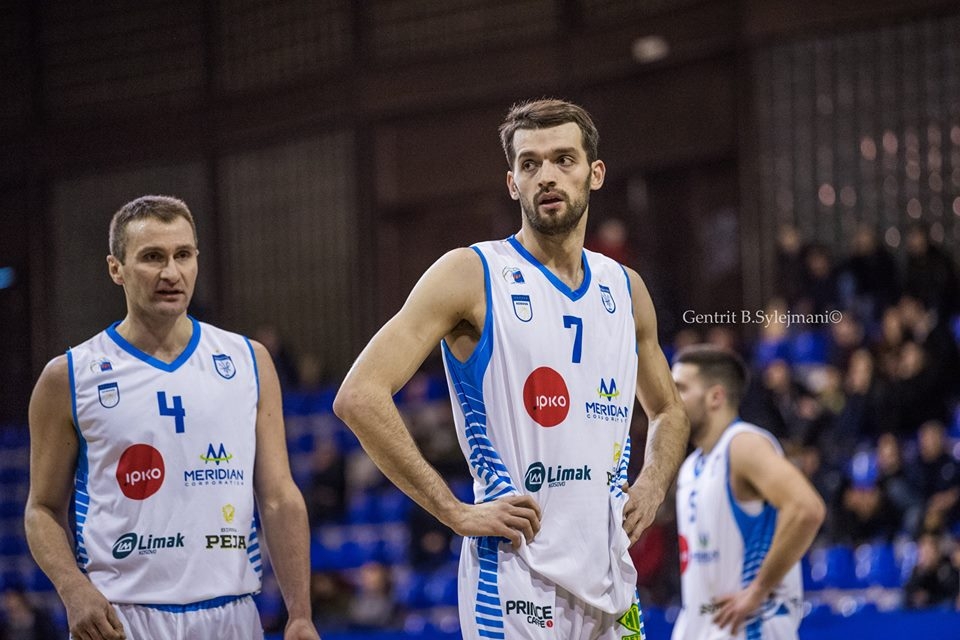 Kampionët në fuqi pa probleme në përballje me Kerasan Prishtinën 