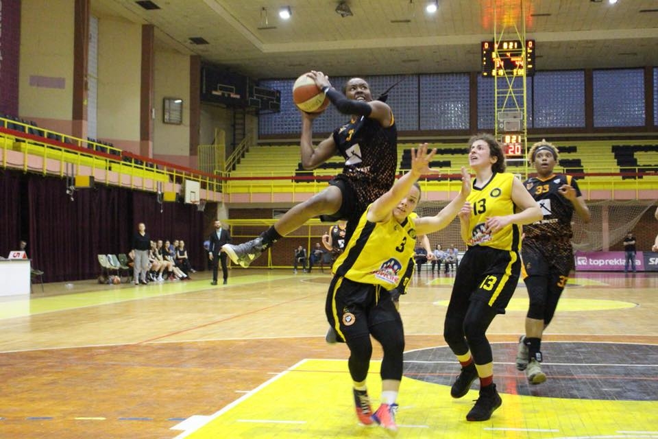 Bashkimi një fitore larg titullit të kampionit 