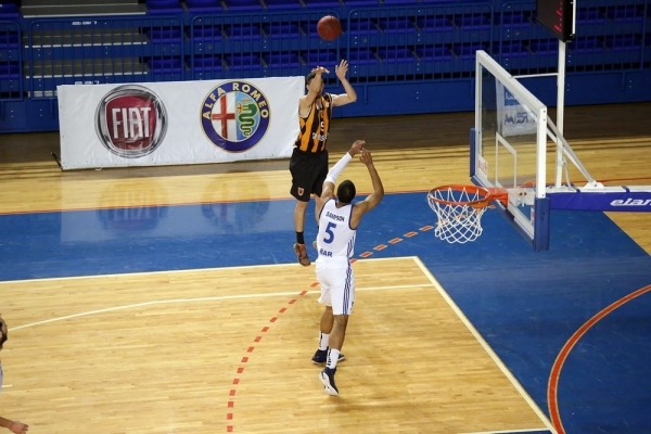 Mornar defeats Bashkimi 