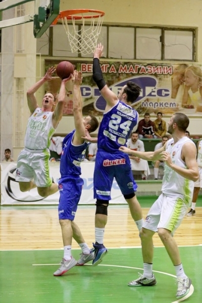 Sigal Prishtina plays to win, Beroe didn't give up