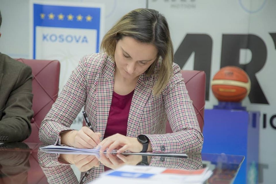 Nënshkruhet marrëveshja mes FBK-së dhe Rahovecit, premtohet spektakël për Kupë 