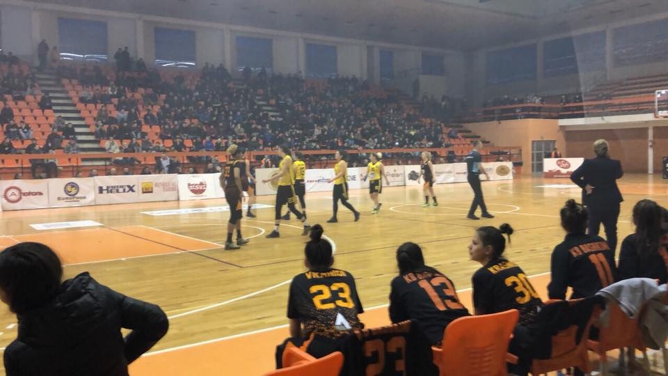 Vashat prizrenase kthejnë shikuesit në palestër dhe triumfojnë në përballje me kampionen në fuqi, Penzën 