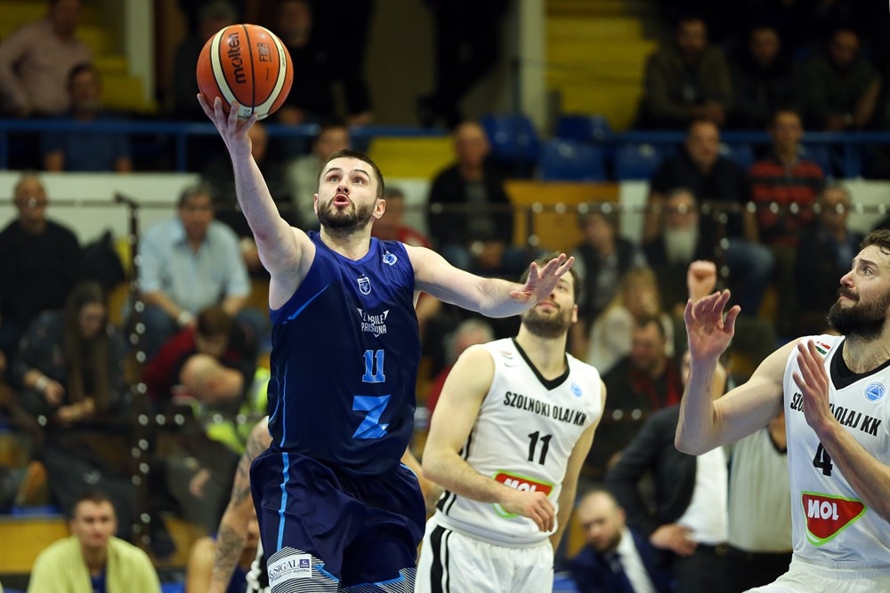 Z Mobile Prishtina mposhtet nga Szolnoki Olaj në FIBA Europe Cup 