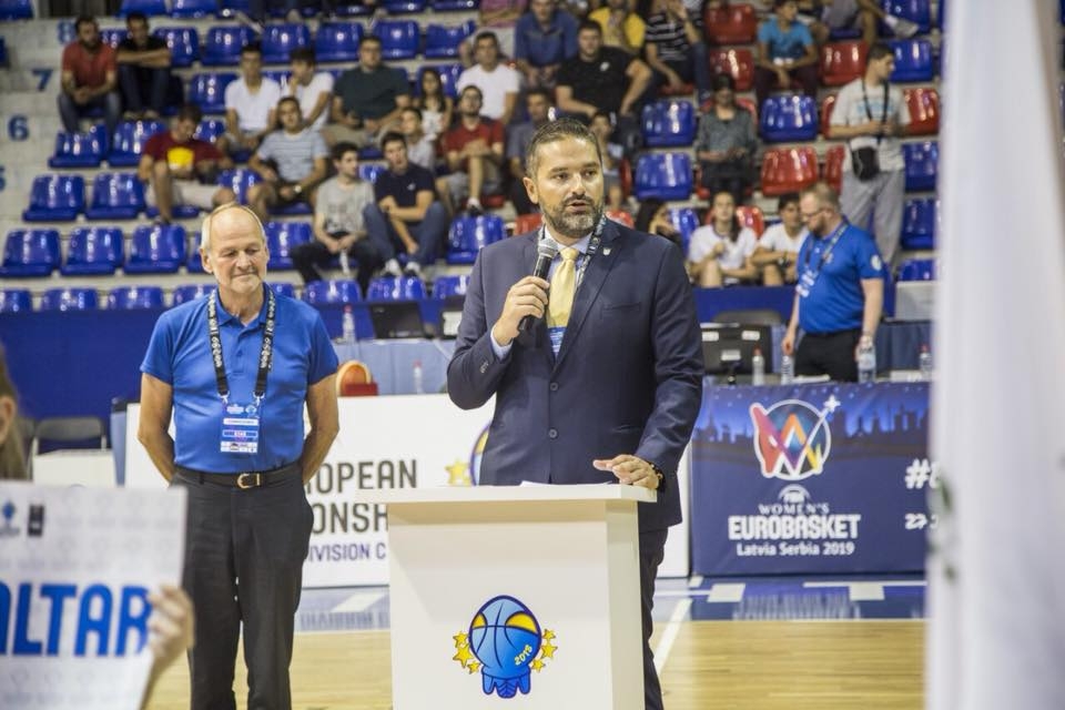 Kryetari i FBK-së, Fetahu uroi Sekretarin e Përgjithshëm të ri të FIBA-s, Andreas Zagklis