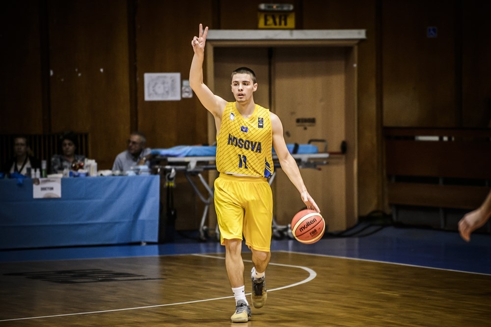 Basketbollisti nga Kosova që po shkëlqen në SHBA 