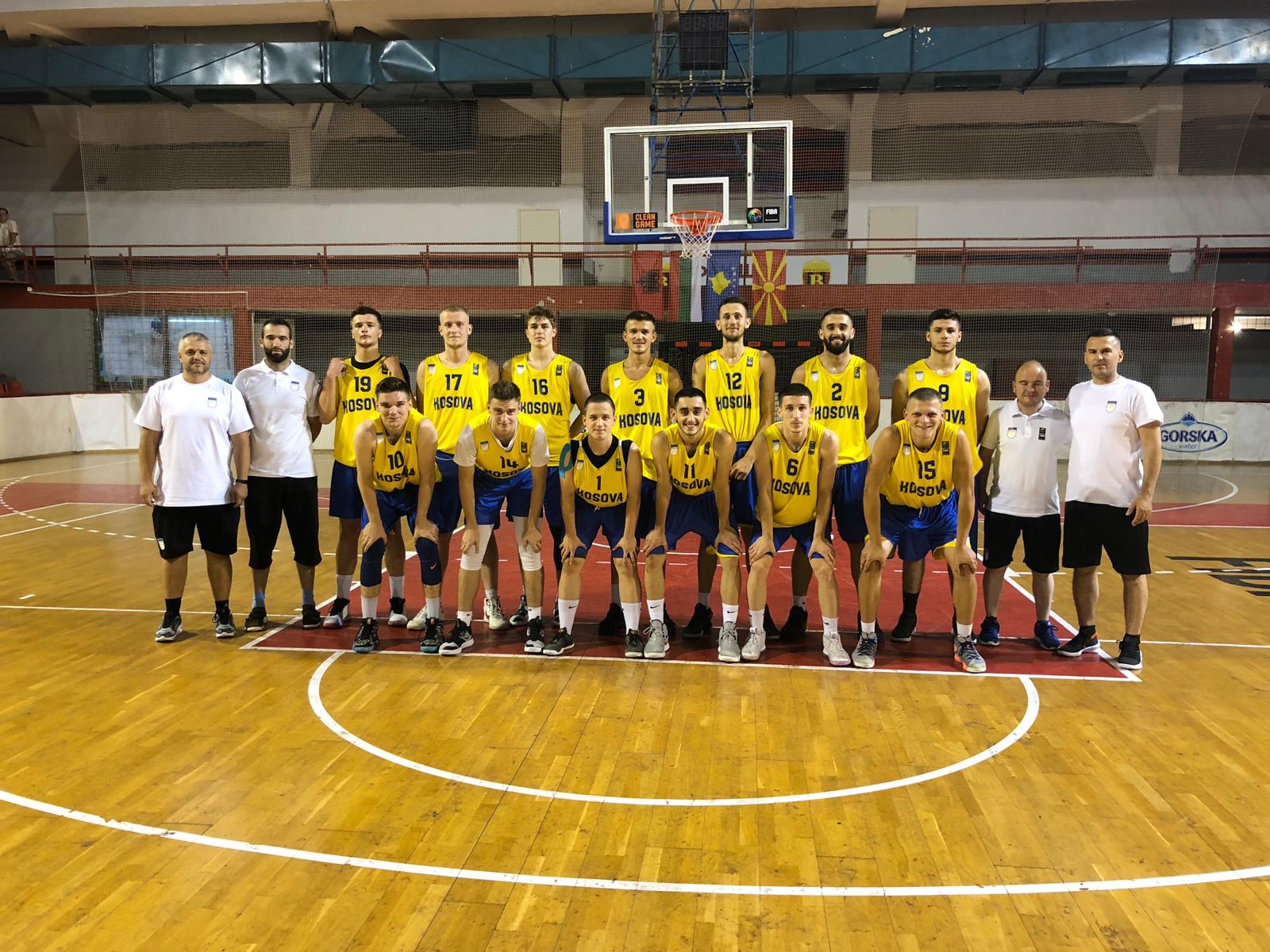 Kosova U-18 përfundon turneun në Shkup