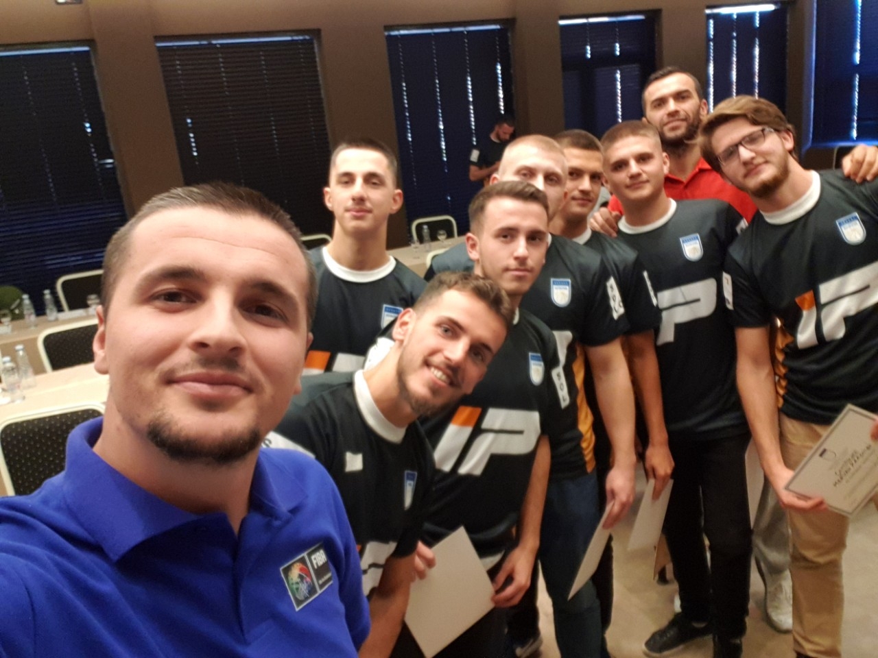 Bëhet licencimi i vëzhguesve dhe gjyqtarëve të rinj