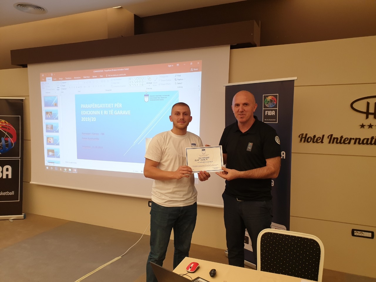 Bëhet licencimi i vëzhguesve dhe gjyqtarëve të rinj