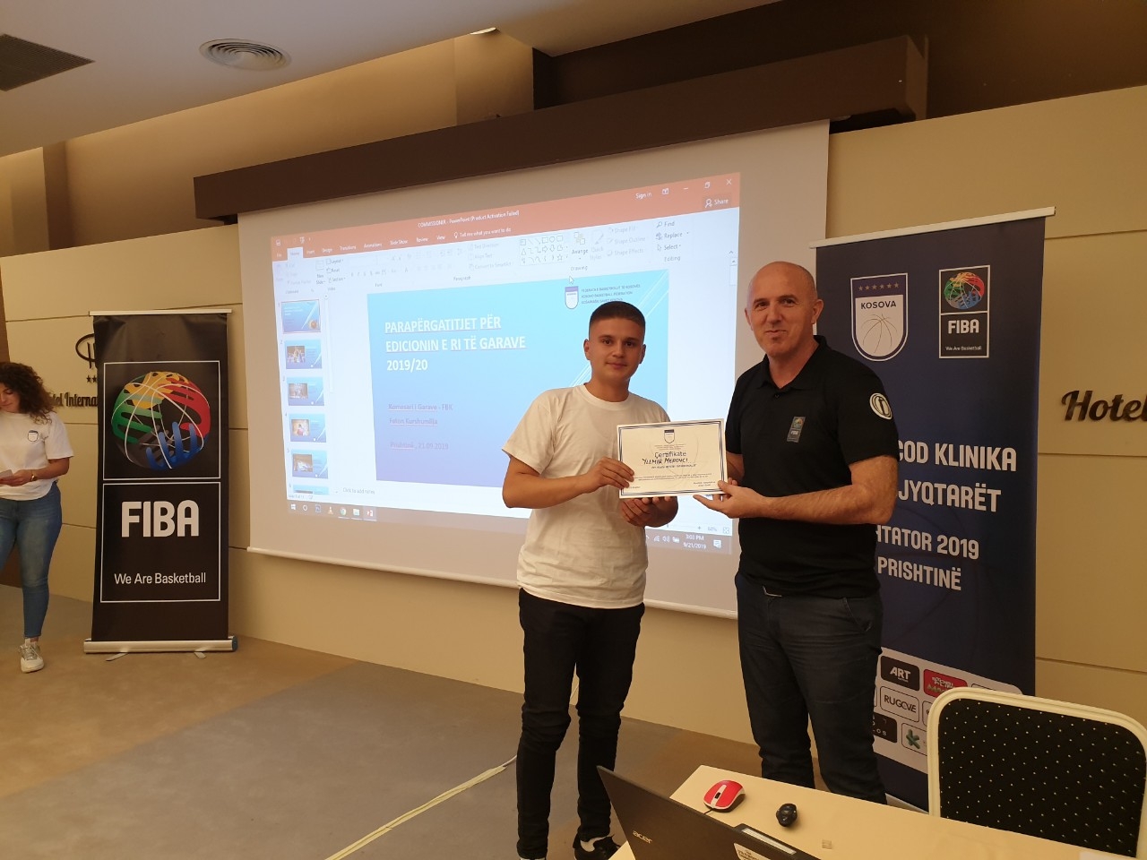 Bëhet licencimi i vëzhguesve dhe gjyqtarëve të rinj