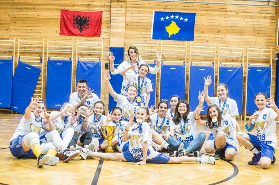 KERASAN PRISHTINA, CHAMPION OF THE U16 WOMAN'S LEAGUE