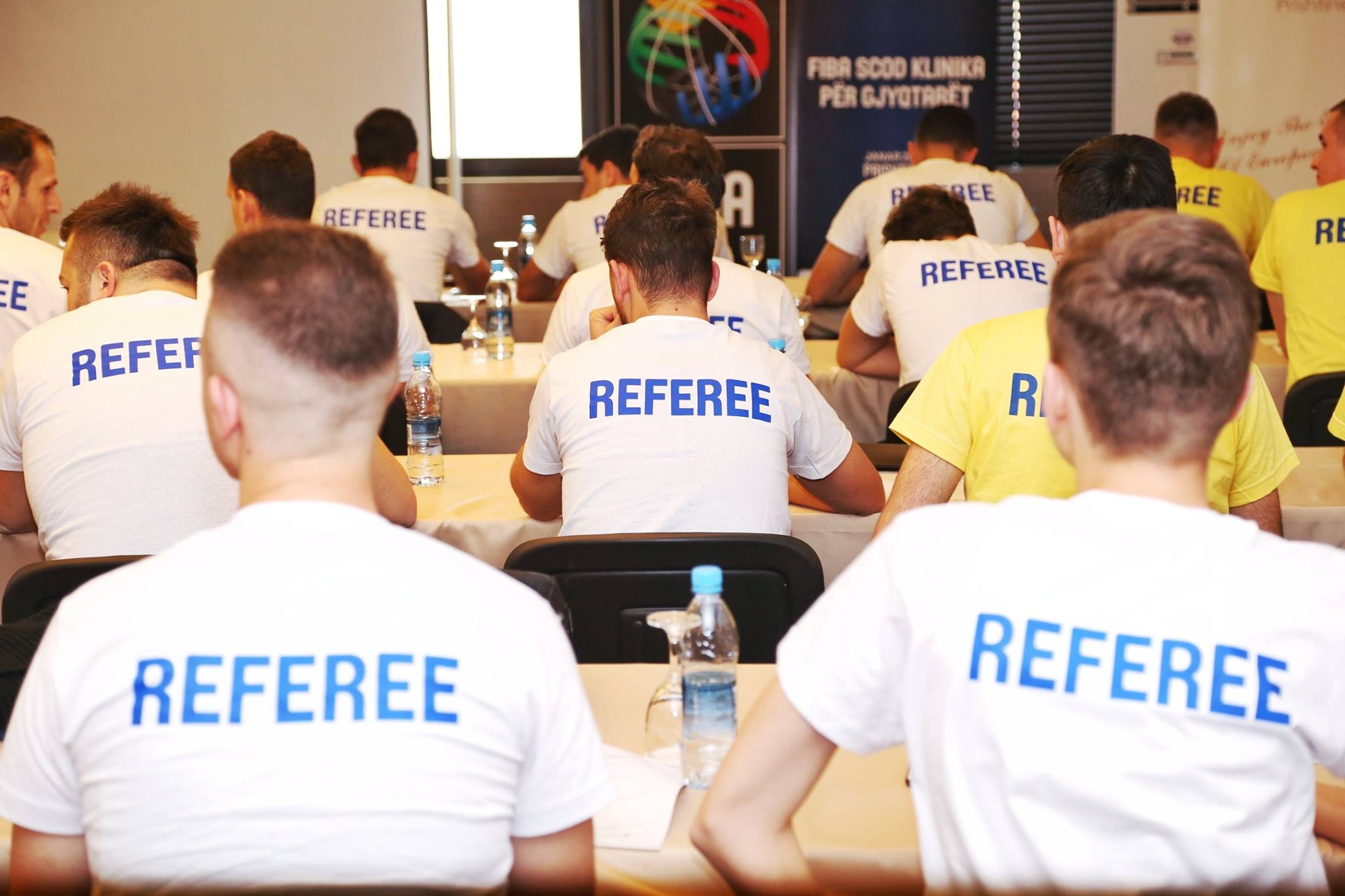 6 gjyqtarë të huaj dhe 3 nga Kosova pjesë e Kampit për Gjyqtarët Potencial për Thirrje të FIBA-s 