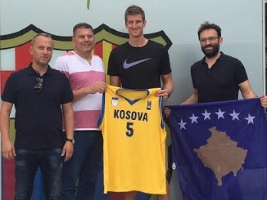 Justin Doellman i Kosovës