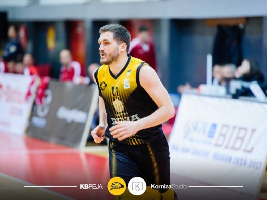 Peja defeats Golden Eagle Ylli