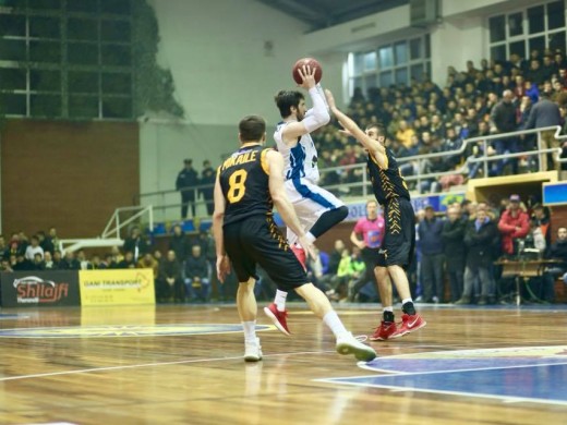 Bashkimi pa probleme edhe në ndeshjen e dytë gjysmëfinale 