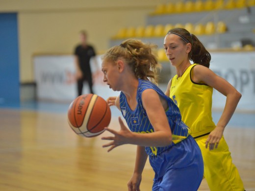 GRUMBULLIMI I RADHËS I VAJZAVE U14 TË PROJEKTIT YDF TË FIBA-SË