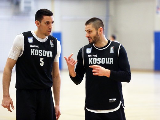 Berisha dhe Kastrati të motivuar për duelin me Poloninë 