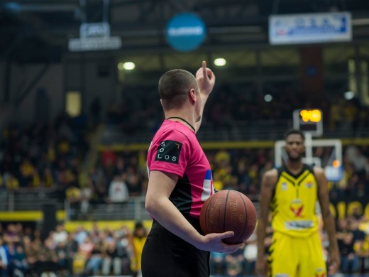 Disa ndryshime në rregullat e basketbollit