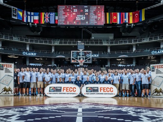 FIBA inkurajon trajnerët anekënd botës të shfrytëzojnë platformat e saj për zhvillimin dhe edukimin e trajnerëve