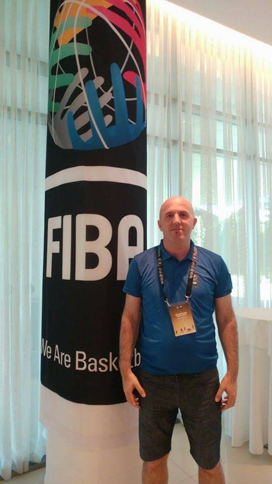 Kurshumlija, bartës i thirrjes vëzhgues i licencuar nga FIBA